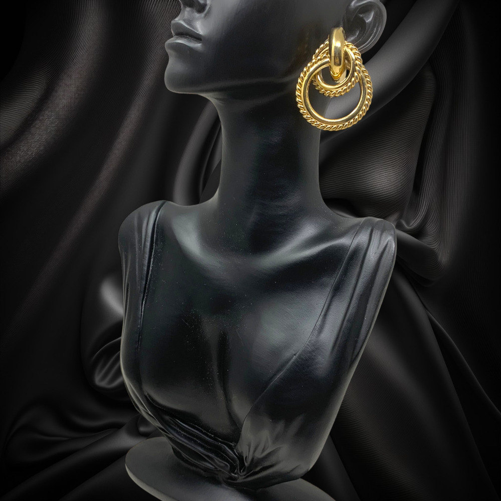 Vintage Givenchy Earrings Oversized Gold Tone Interlocking Hoops Couture Mogul - Picture 4 of 5